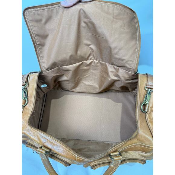 Colombian Top-Grain Leather 20" Duffel Bag w/ Shoulder Strap, Duffle - Picture 16 of 16